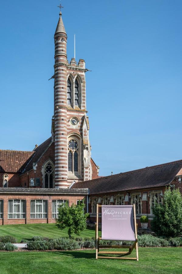 Stanbrook Abbey Hotel, Устър Екстериор снимка