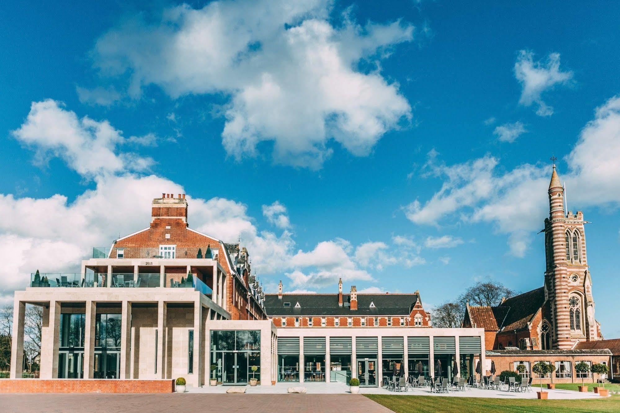 Stanbrook Abbey Hotel, Устър Екстериор снимка